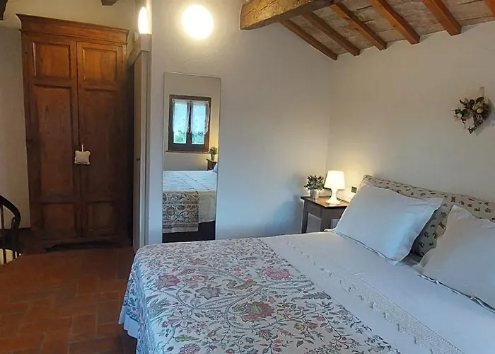 La Casetta Sulle Mura Superior Apartment *