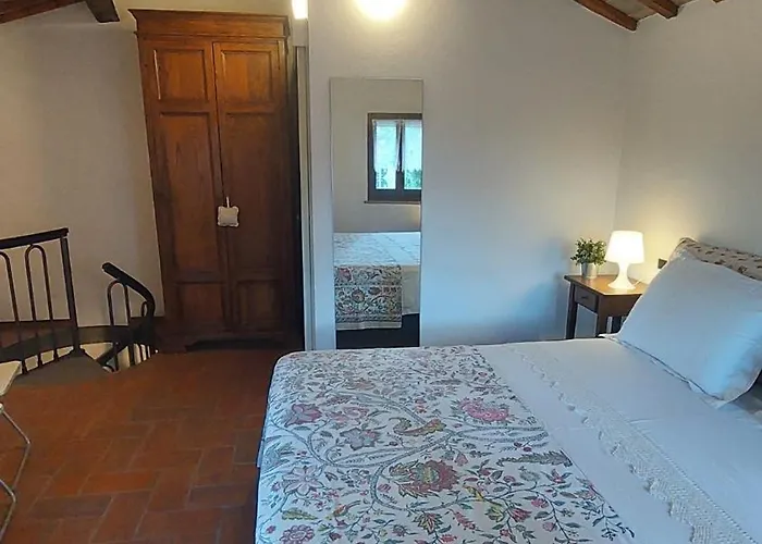 La Casetta Sulle Mura Superior アパート