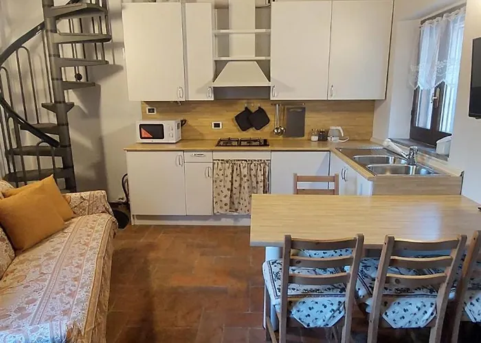 Apartment La Casetta Sulle Mura Superior Santarcangelo di Romagna